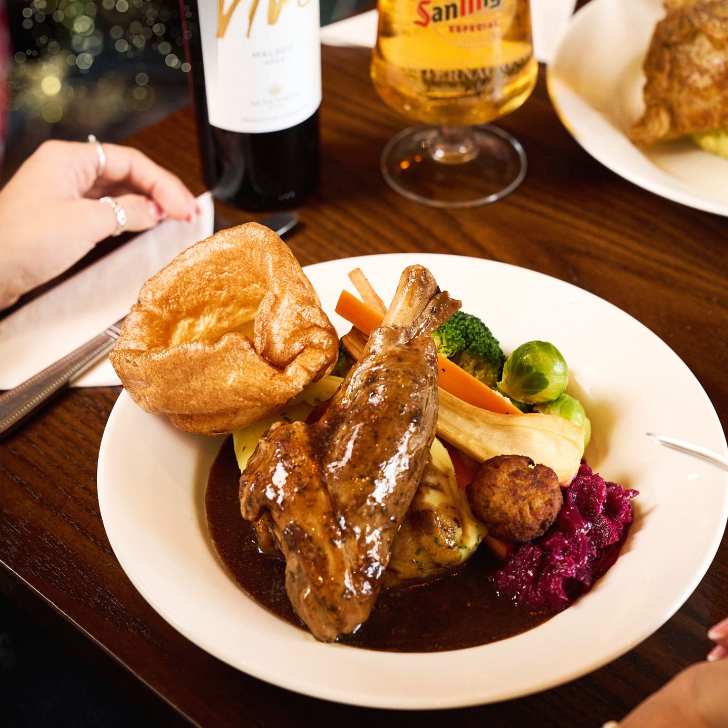 Christmas Day 2025 Lunch, Dinner & Dining at The Mitre Oak in Hartlebury